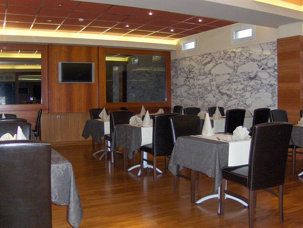 Hotel Tristar La Louviere Luaran gambar
