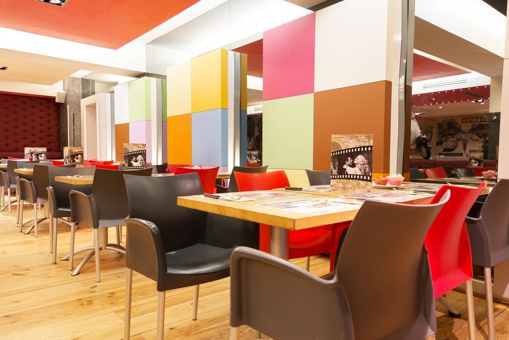 Hotel Tristar La Louviere Luaran gambar