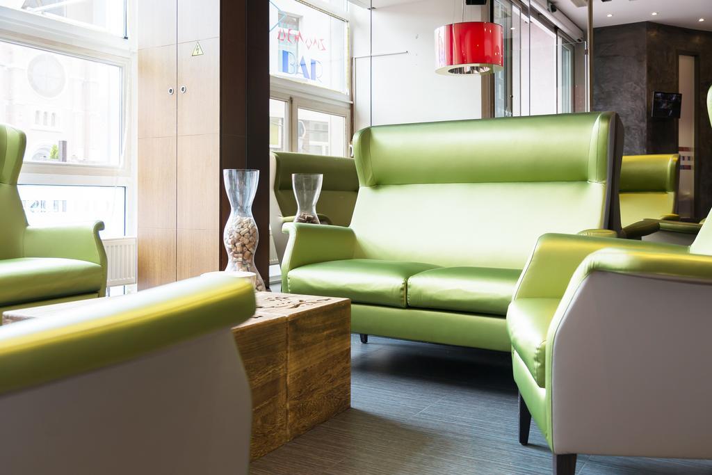 Hotel Tristar La Louviere Luaran gambar