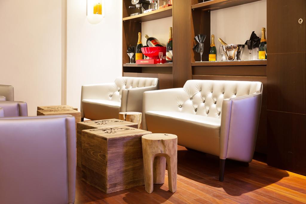 Hotel Tristar La Louviere Luaran gambar
