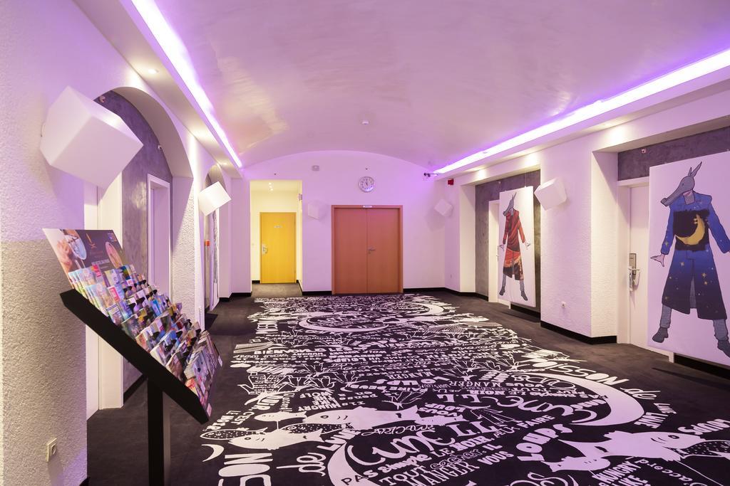 Hotel Tristar La Louviere Luaran gambar