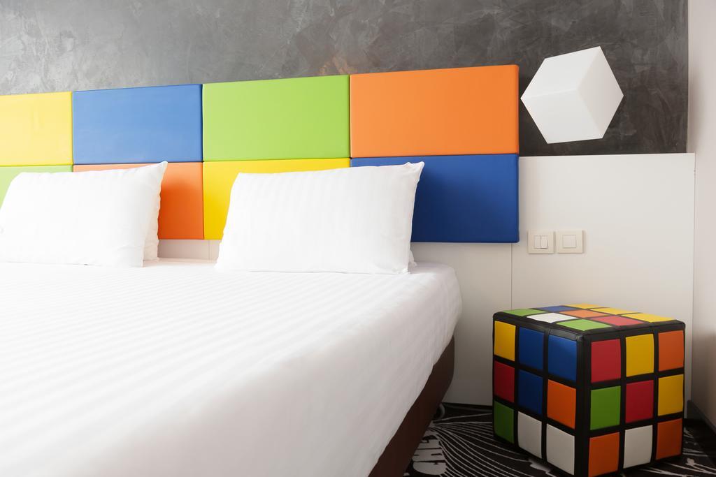 Hotel Tristar La Louviere Luaran gambar