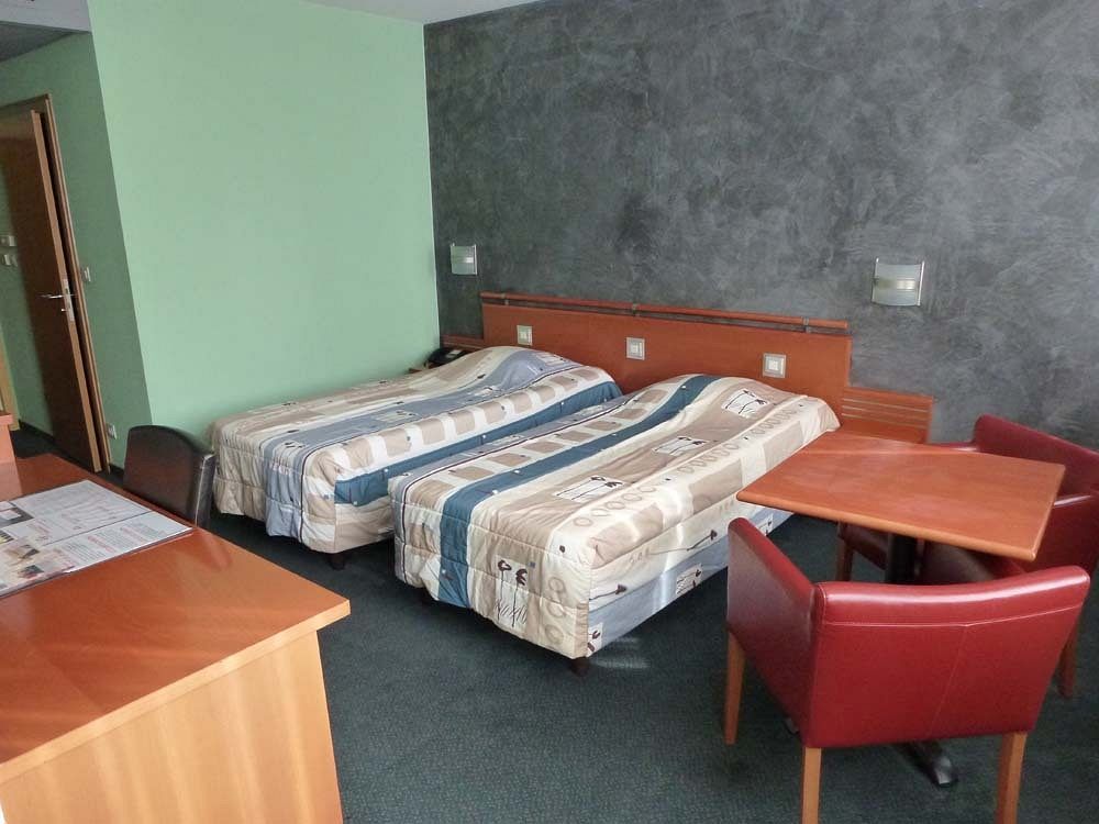 Hotel Tristar La Louviere Luaran gambar